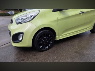 /photos/10961/08ca12ba-6bd2-d380-8922-f22ac13d25c4_i320x240.jpg