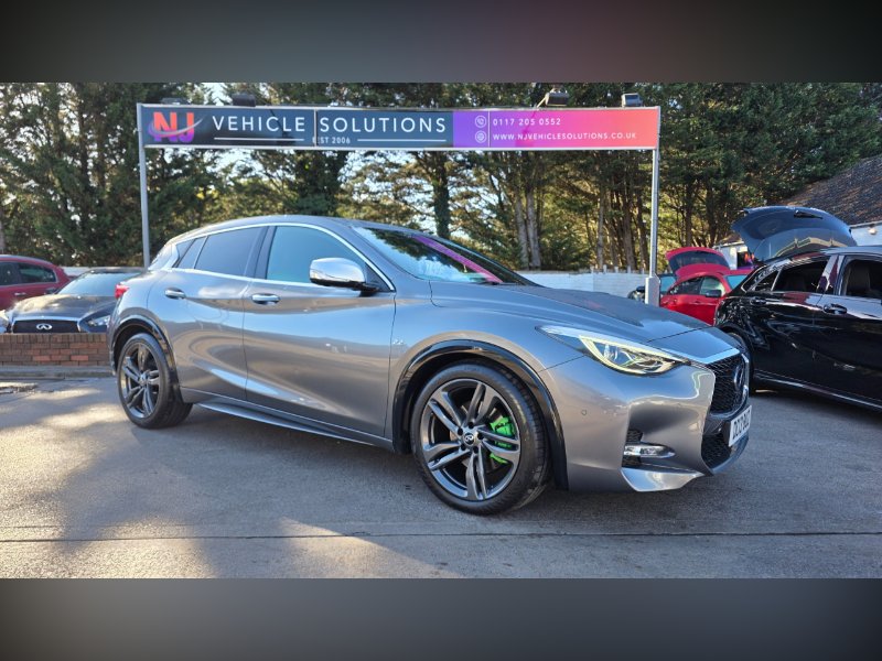 2016 Infiniti Q30