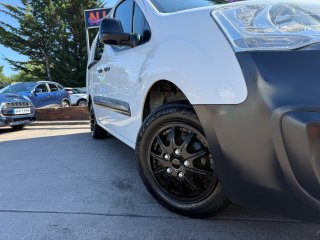/photos/10961/384c00c7-bf40-5688-aff7-d9c75cc1d1de_i320x240.jpg
