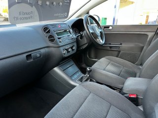 /photos/10961/5508299d-5992-c39b-a8a9-cad4c4979522_i320x240.jpg