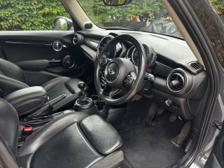 /photos/10961/917e00bb-62c2-f582-01db-05abe2486427_i320x240.jpg