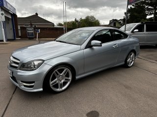/photos/10961/937f8e33-2acb-a7ac-f37b-8ea8b5b46690_i320x240.jpg