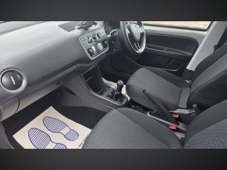 /photos/10961/97d4bfb1-bcd7-3049-d7bd-214e5561ec13_i320x240.jpg