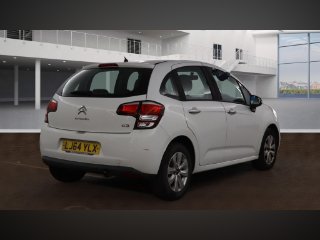 /photos/10961/a7191723-fa7b-2649-ca60-3177bb6ab96d_i320x240.jpg