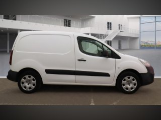 /photos/10961/e78e6149-95f0-f374-f12a-502845ac2ebd_i320x240.jpg