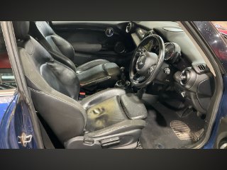 /photos/10961/fe334247-e51a-30a6-7de4-e4c3513fa44f_i320x240.jpg